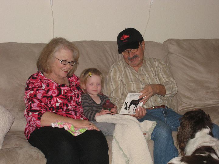 Bizzy, Gradma and Grandpa 1.JPG